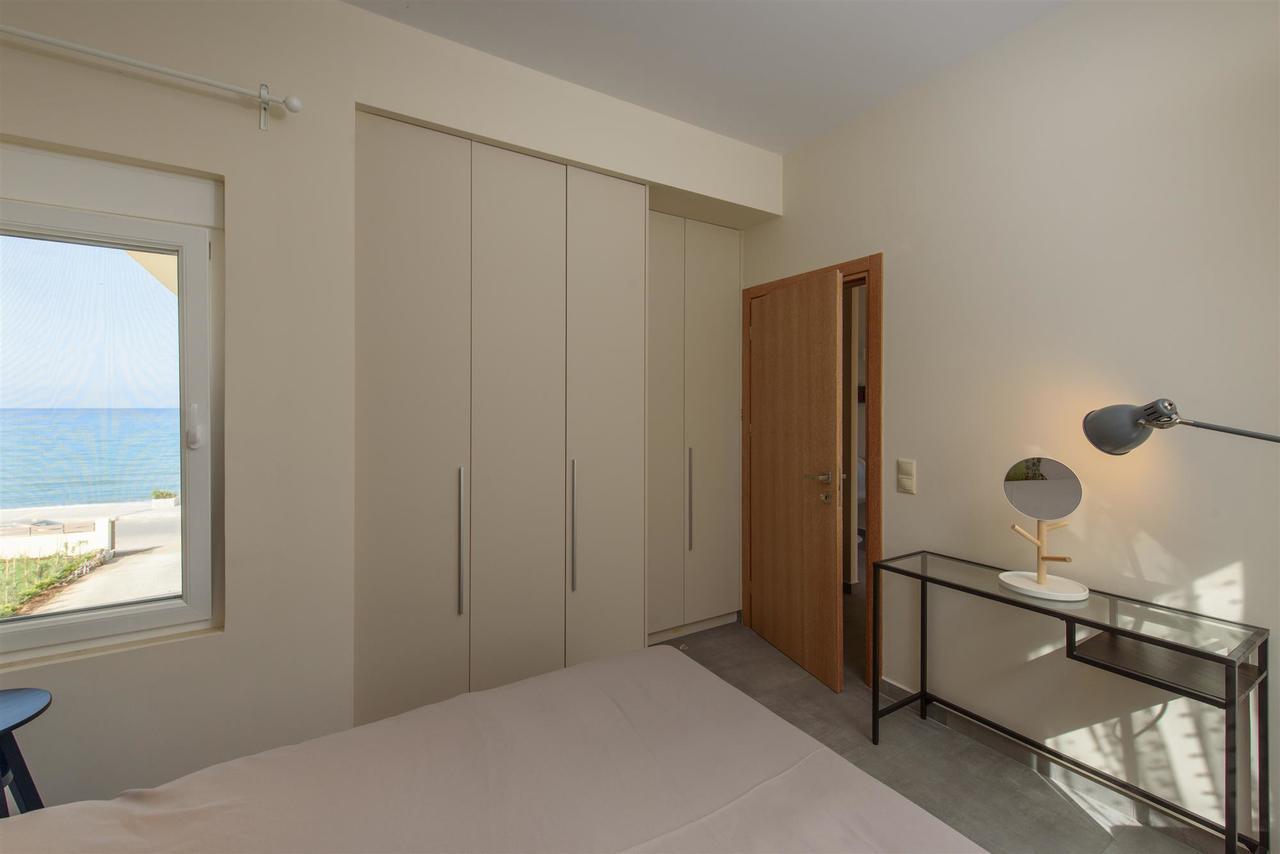 Rodia Beach Suites Kokkinos Pirgos Ngoại thất bức ảnh