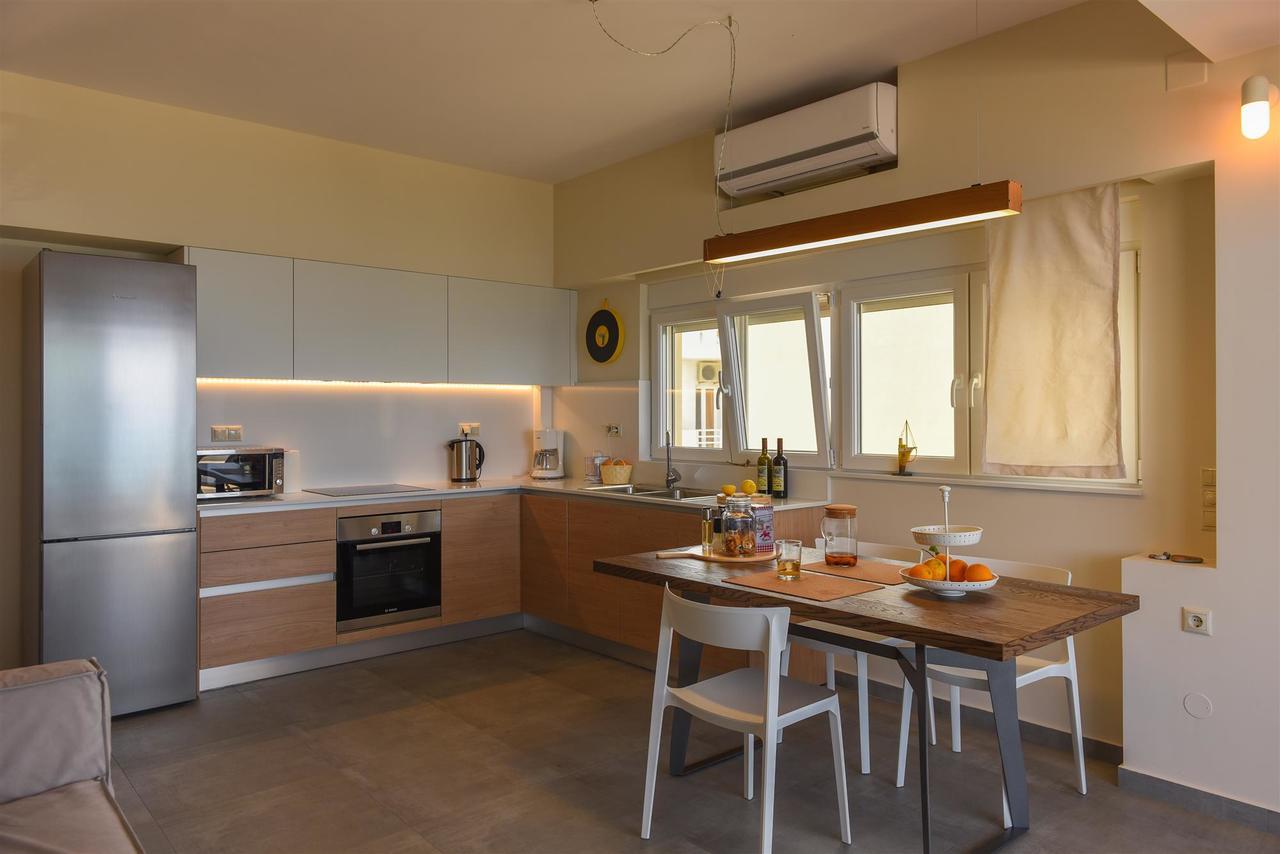 Rodia Beach Suites Kokkinos Pirgos Ngoại thất bức ảnh